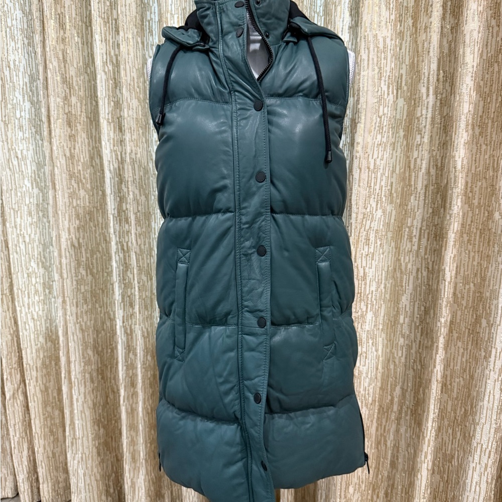 NWT Elegant Teal Leather Puffer Vest for Women